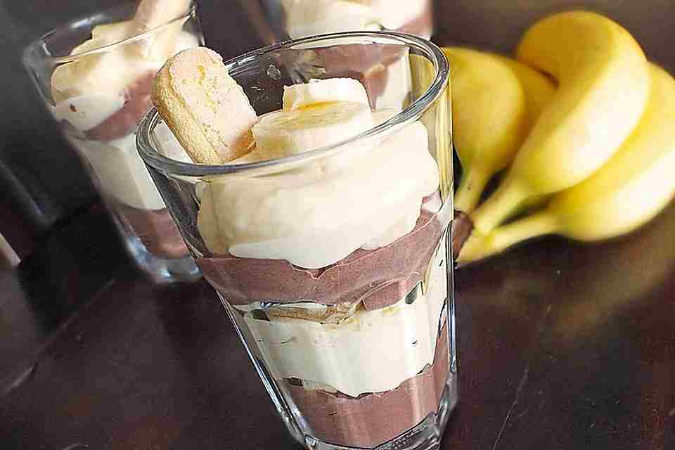 BANANEN – VANILLE – SCHOKOCREME – DESSERT - Mamas Kuche