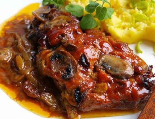 Griechische Knoblauchkartoffeln aus dem Backofen - Mamas Kuche